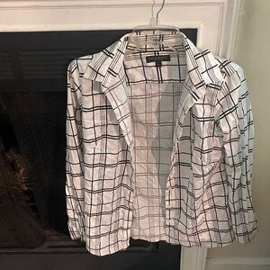 Banana Republic Black and White Plaid Button Down Shirt